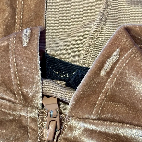 ⭐️Social Scene Y2K Junior Velour Studded Angel Wings Cropped Hoodie Zip Jacket⭐️ - Picture 4 of 5